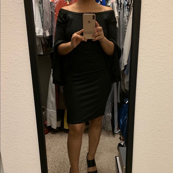 ๐Host Pick: 10/11 & 10/31/18๐พ Bell Sleeve Dress - Picture 3 of 7